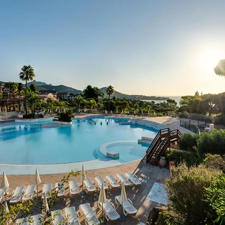 Appartement Le Hameau De Cap Esterel - Maeva - 4 Personnes 1 Vue Et Parking - Budget Mae-4393