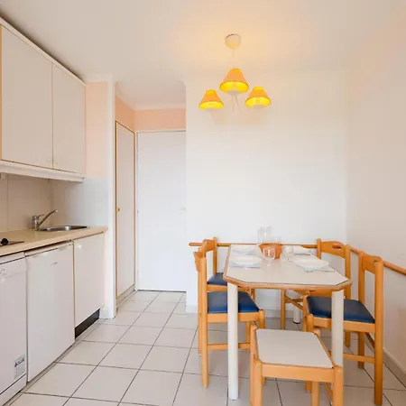 Appartement Le Hameau De Cap Esterel - Maeva - 4 Personnes 1 Vue Et Parking - Budget Mae-4393 *
