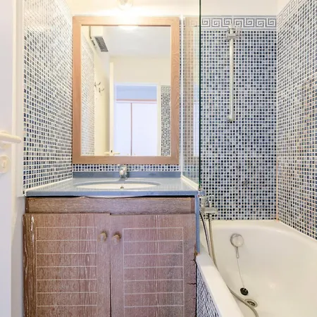 Appartement Le Hameau De Cap Esterel - Maeva - 4 Personnes 1 Vue Et Parking - Budget Mae-4393