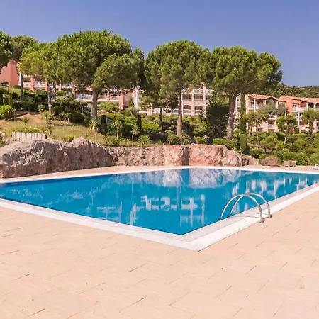 Résidence Le Hameau De Cap Esterel - Maeva - 4 Personnes 1 Vue Et Parking - Budget Mae-4393